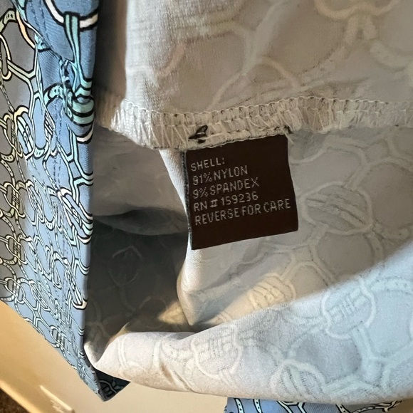 J. McLaughlin Signature Catalina Cloth Round Neck Tee Size L Blue Chain - Picture 5 of 7